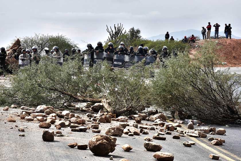 La violencia caracteriza bloqueo de los mineros