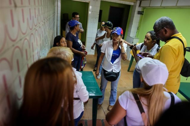 Venezuela: Abren centros de votación para las primarias opositoras en ...