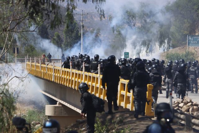 En vivo: Intervención policial en el punto de bloqueo de Parotani