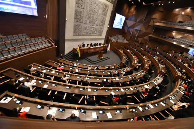En su última sesión, la Asamblea sanciona ley de diferimiento de créditos