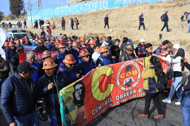 COB convoca a un ampliado de emergencia ante “gasolinazo nacional”