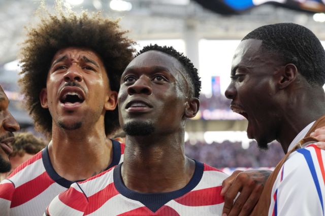 Estados Unidos arrasa con Paraguay y mete miedo en el inicio del Mundial 