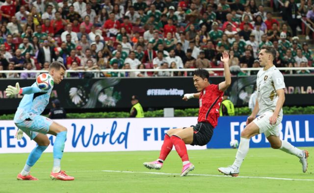 Corea va de menos a más  y derrota a República Checa