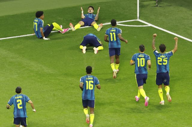 Final del partido: Uzbekistán 1-3 Colombia 