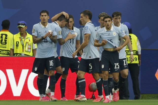Final del partido: Uruguay 2-2 Cabo Verde 