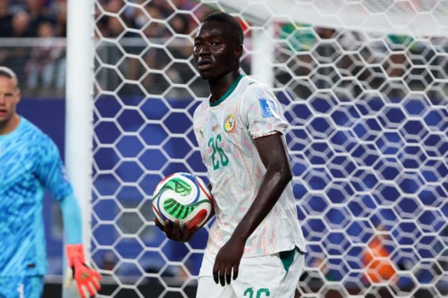Senegalés estalla contra su DT y renuncia a su selección “mientras siga este equipo técnico”