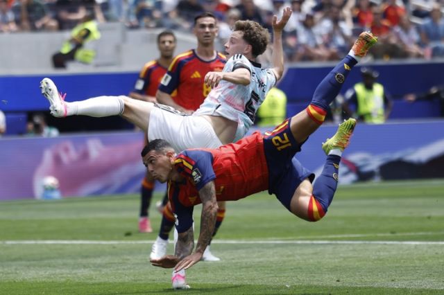 Final del partido: España 2-1 Bélgica 