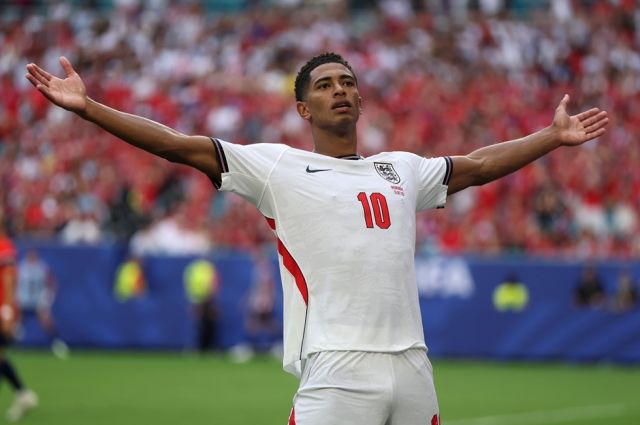 Inglaterra se mete en semifinales con un doblete de Bellingham