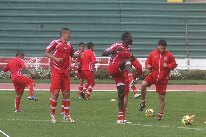 Los jugadores estudiantiles buscarán volver a ganar en el estadio Patria.
