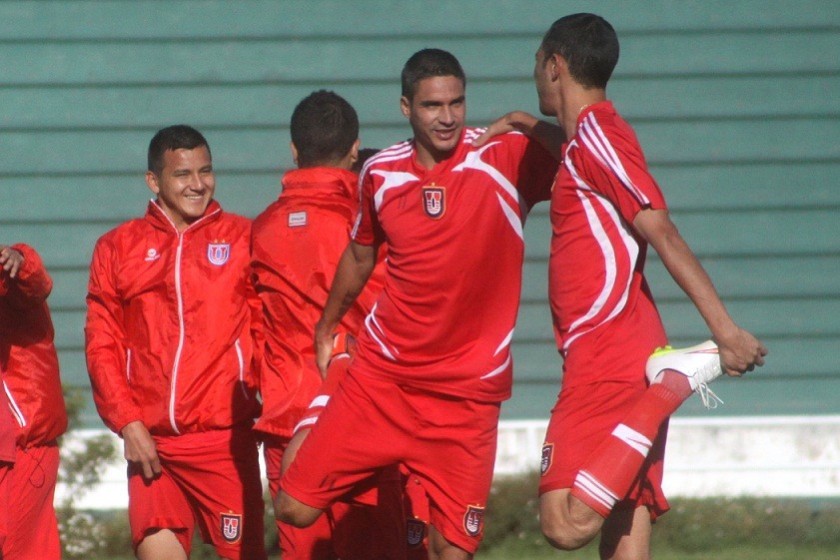 Universitario adelantará su partido contra la "U" de Pando para las 15:00 de este sábado. Foto: CORREO DEL SUR