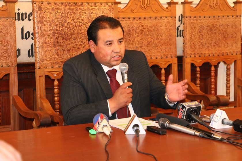 El presidente de la Liga del Fútbol Profesional Boliviano, Marco Ortega, presentó la Copa Cine Center