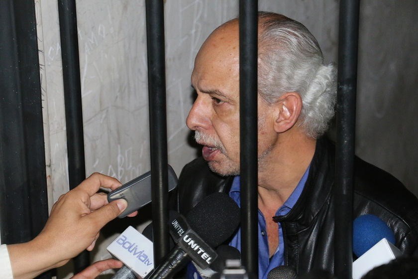 Chávez luego de conocer la resolución del juez fue enviado nuevamente a las celdas de las FELCC. Enrique Quintanilla