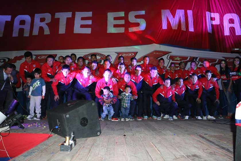 Los jugadores estudiantiles fueron presentados ayer, en un acto especial realizado en el coliseo Universitario.