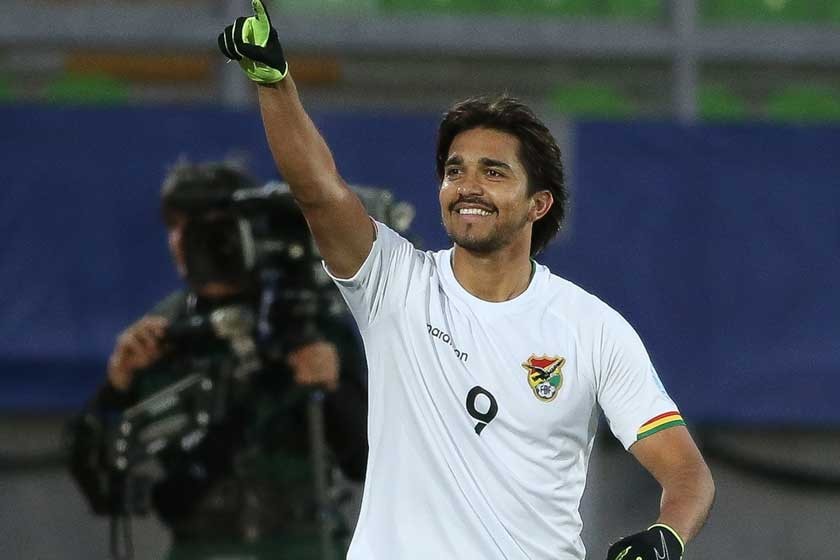 El goleador de la Verde emitió un comunicado rechazando el trabajo del entrenador Julio César Baldivieso.