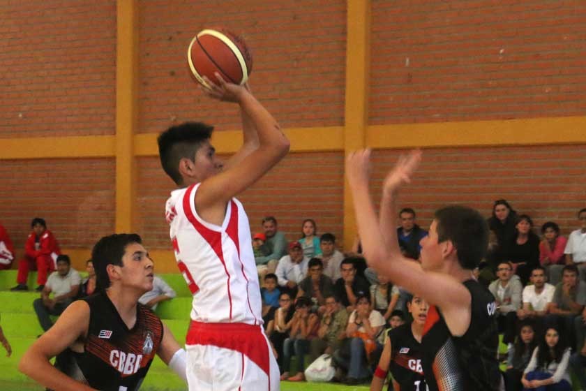 El combinado local se impuso a Cochabamba en la cuarta jornada del Campeonato Nacional de Básquetbol.