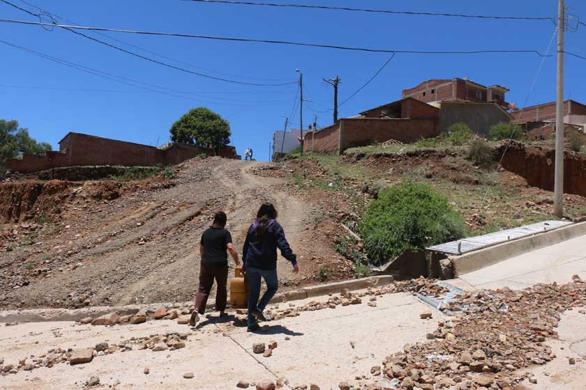 REALIDAD. Ubicado sobre una colina, Santo Domingo Bajo adolece de un preocupante problema de inestabilidad geológica