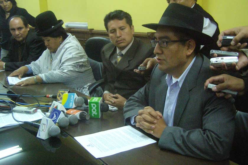 ¿TENSIÓN?. Ayer se dio a conocer un video en el que el presidente del CM, Freddy Sanabria, tiene un festejo en oficinas