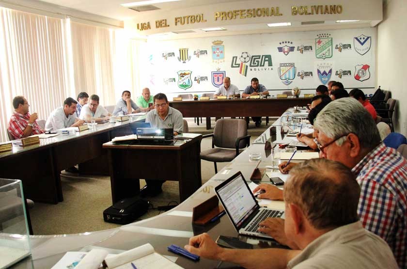 El Comité Superior de la Liga se reunió ayer en Santa Cruz para definir el cronograma del Torneo Clausura.