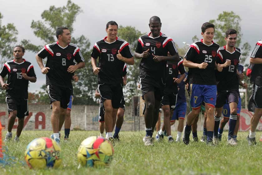 El último campeón estrenará el estadio Édgar Peña Gutiérrez, ubicado en la carretera al norte de Santa Cruz, homologado