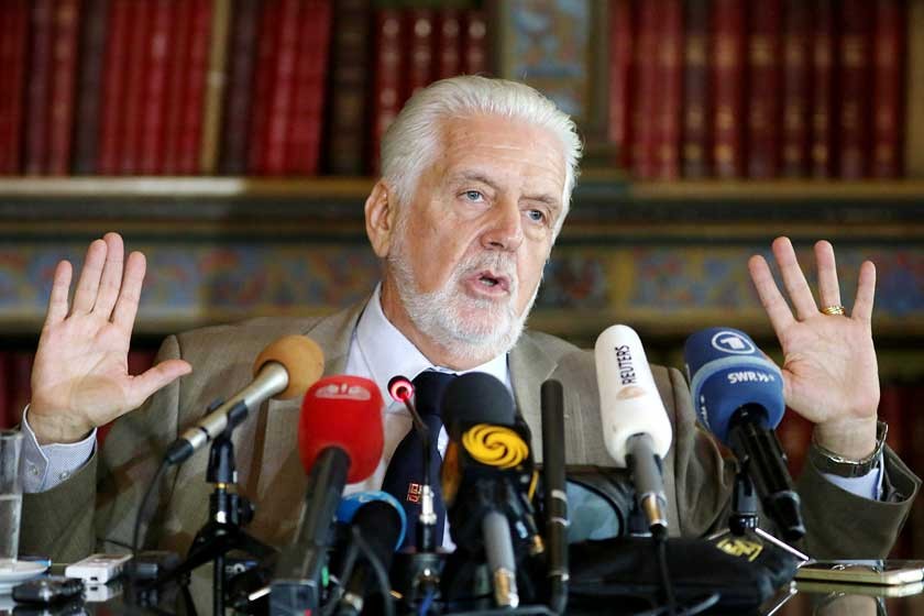 DECLARACIÓN. El jefe de Gabinete del gobierno de Dilma Rousseff, Jaques Wagner, habla en conferencia de prensa.