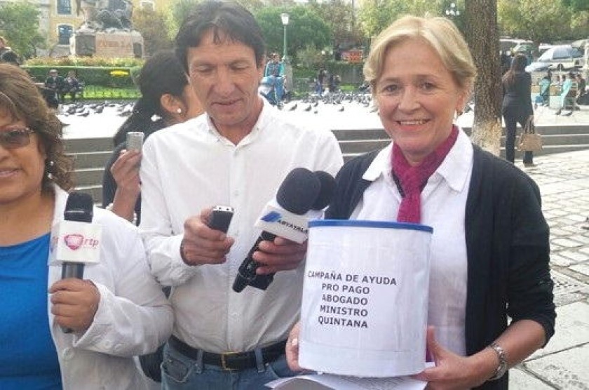 La diputada Rose Marie Sandoval durante la campaña para ayudar a Quintana. Foto: