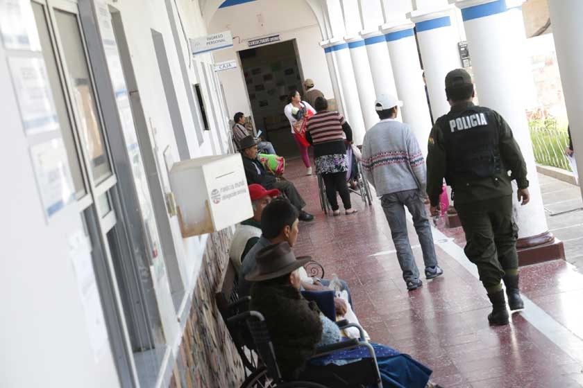 SERVICIO. Los residentes médicos que terminan su formación deben hacer un Año de Servicio Obligatorio en el área rural.