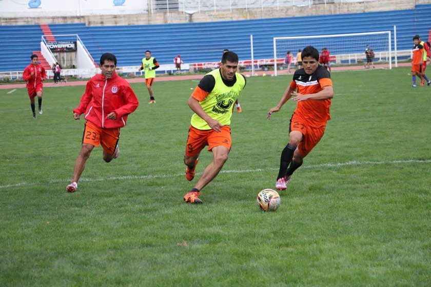 El elenco estudiantil se prepara de cara al duelo por la undécima fecha ante Oriente, el domingo, en Sucre.