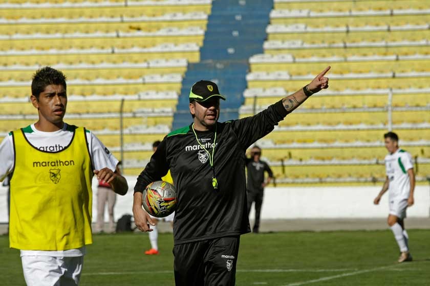 Julio César Baldivieso continuará dirigiendo a la selección nacional; su próximo reto es la Copa América.