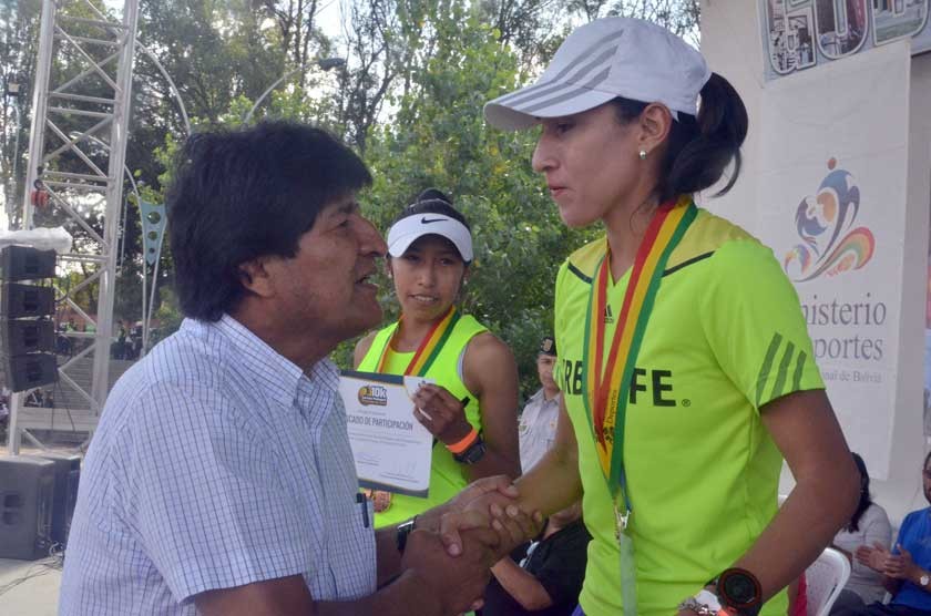 Evo Morales otorgará premios económicos a los atletas que consigan medallas en los Juegos Sudamericanos.