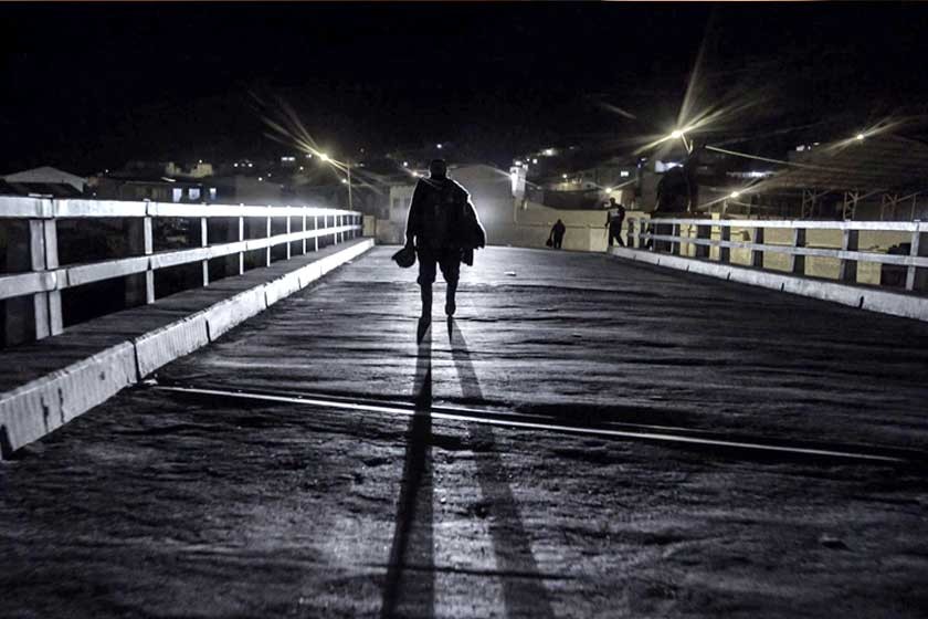 ESCENA. Del largometraje y ópera prima del director boliviano Kiro Russo, "Viejo Calavera", este es un still exclusivo