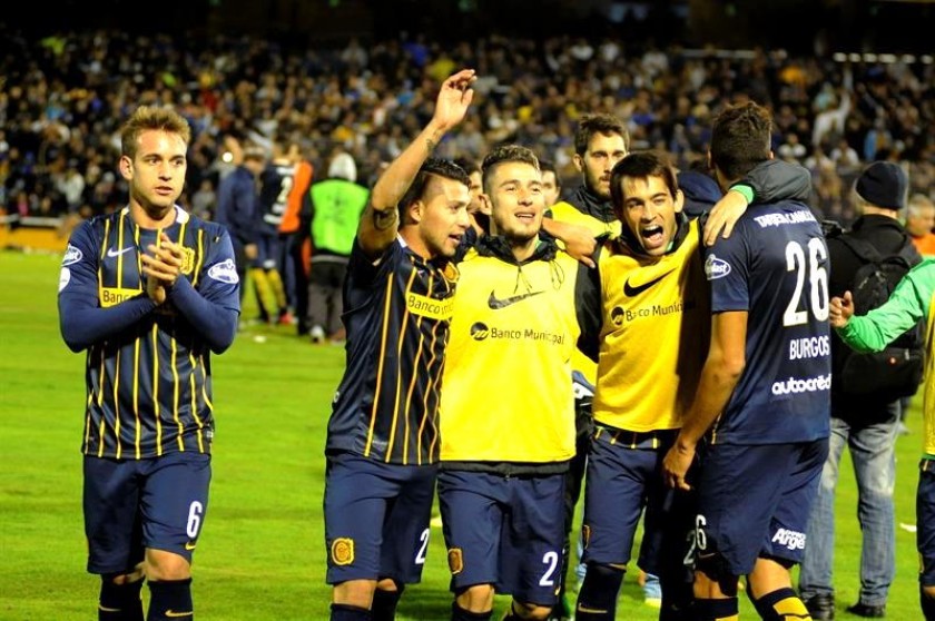 Rosario Central ya está en cuartos de final. Foto: EFE