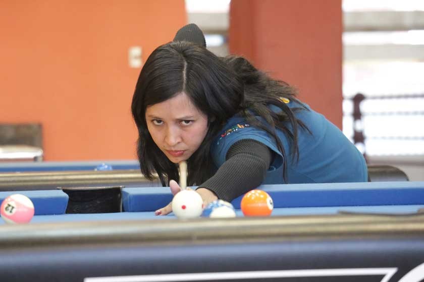 La billarista valluna Nataly Camacho ganó los títulos en las modalidades de Pool Bola 8 y Pool Bola 10.