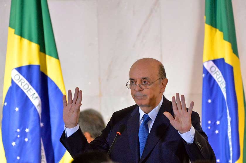 POLÍTICAS. El nuevo canciller brasileño, José Serra, habla en el acto de traspaso de mando en el Palacio de Itamaratí.