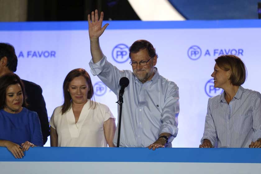 VICTORIA. Mariano Rajoy gana las elecciones y suma escaños, pero debe buscar apoyo para hacerse del Gobierno.