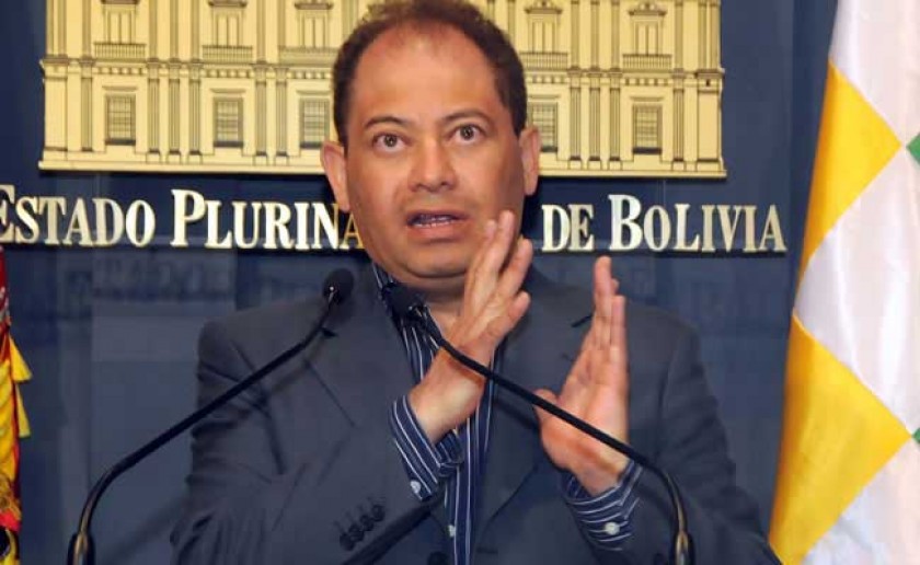 MINISTRO. Carlos Romero.