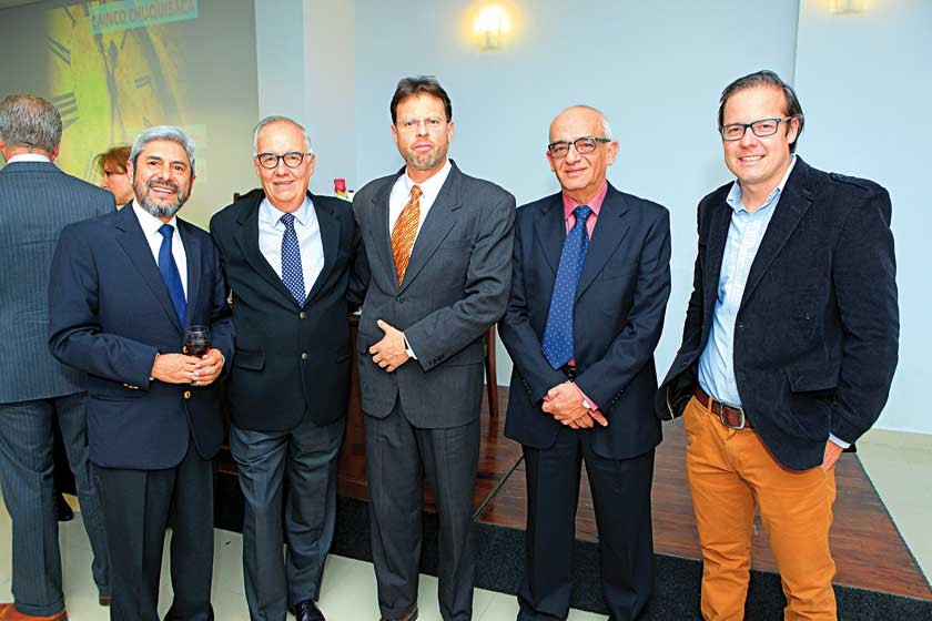 Luís María Porcel, Luis Rodríguez, Mauricio Arraya,  Juan Carlos Sabat y Javier Rodríguez.