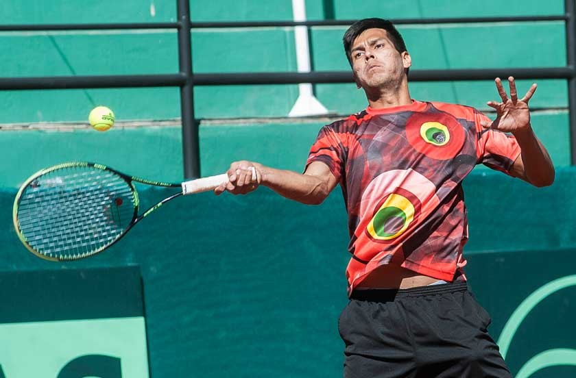 Federico Zeballos sumó ayer el primer punto para el triunfo del equipo boliviano, que retornó al grupo II