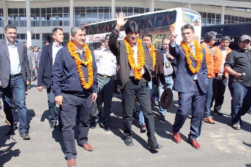 CELEBRACIÓN. El presidente Evo Morales, que se dirigirá hoy al país en un mensaje de una hora, en un acto del Gobierno,