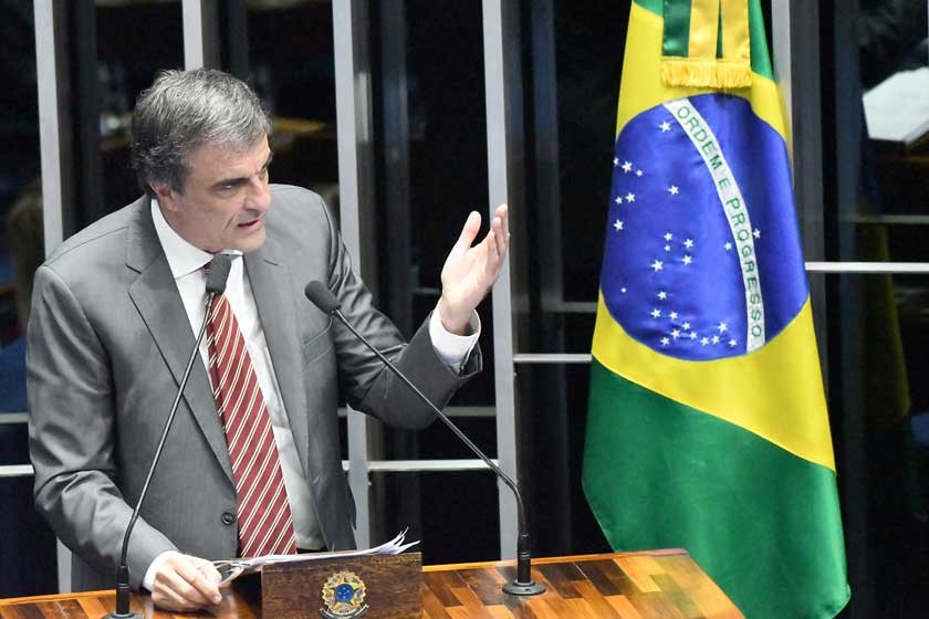 DEFENSA. El abogado José Eduardo Cardozo, quien representa a la defensa de la presidenta brasileña suspendida