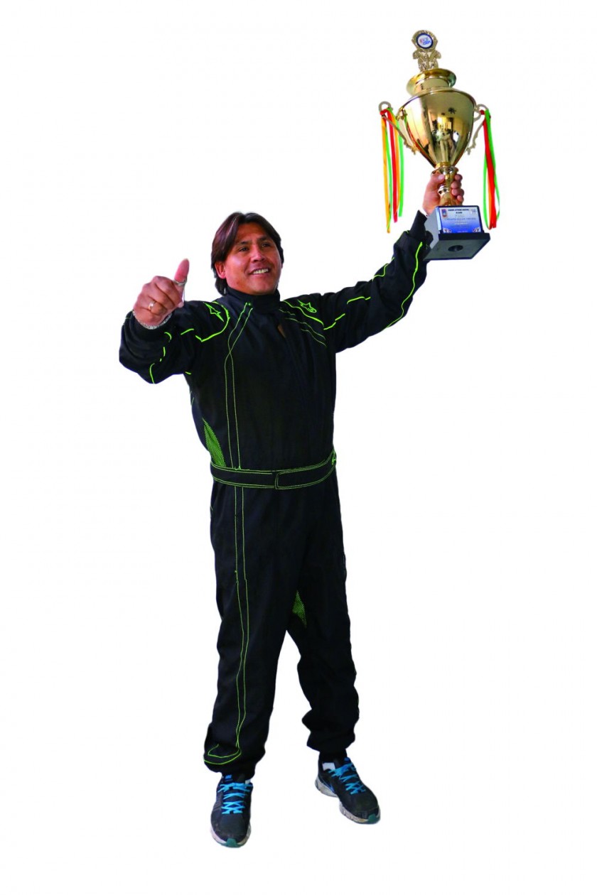 Omar Calatayud un piloto perseverante