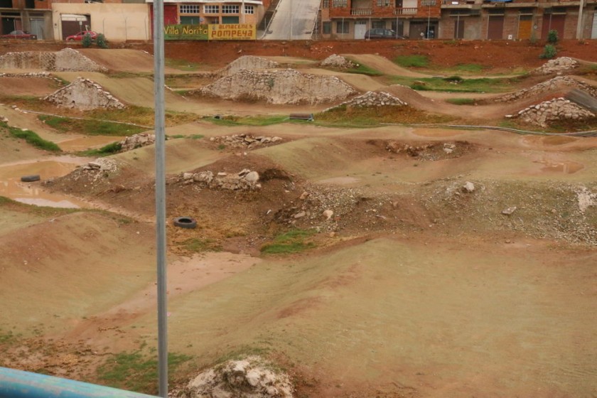 PISTA DE BICICROSS