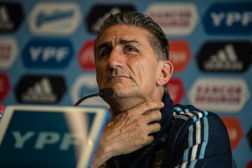 bauza ensaya cinco cambios
