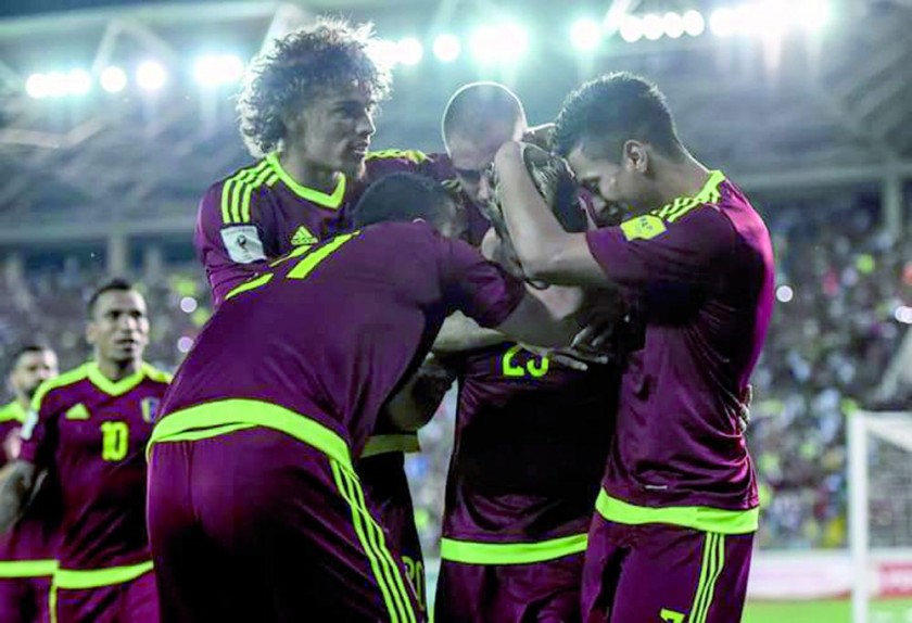 Los jugadores de la selección llanera celebran el triunfo sobre la Verde