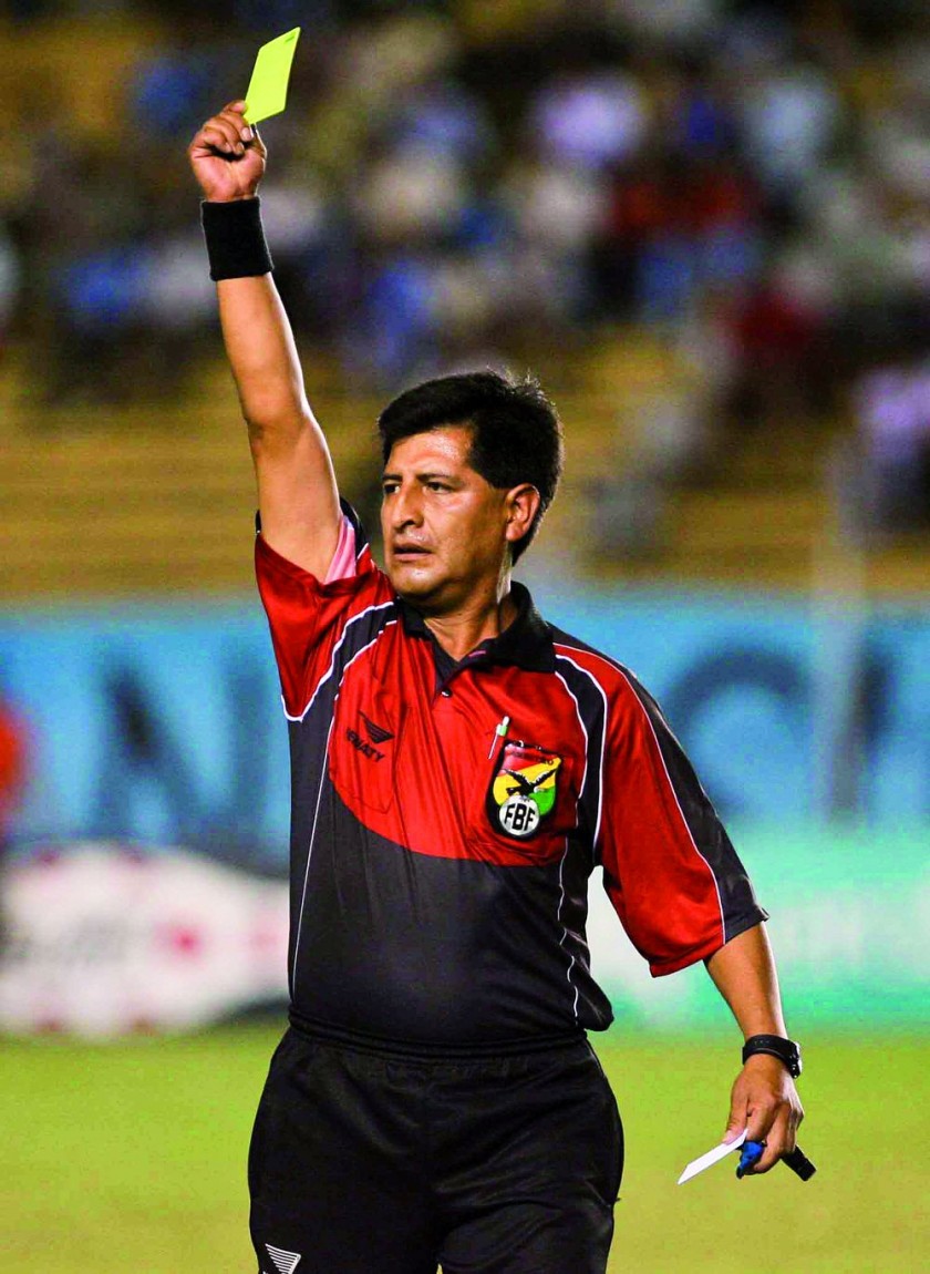 Su logro más grande fue haber sido nominado árbitro FIFA.