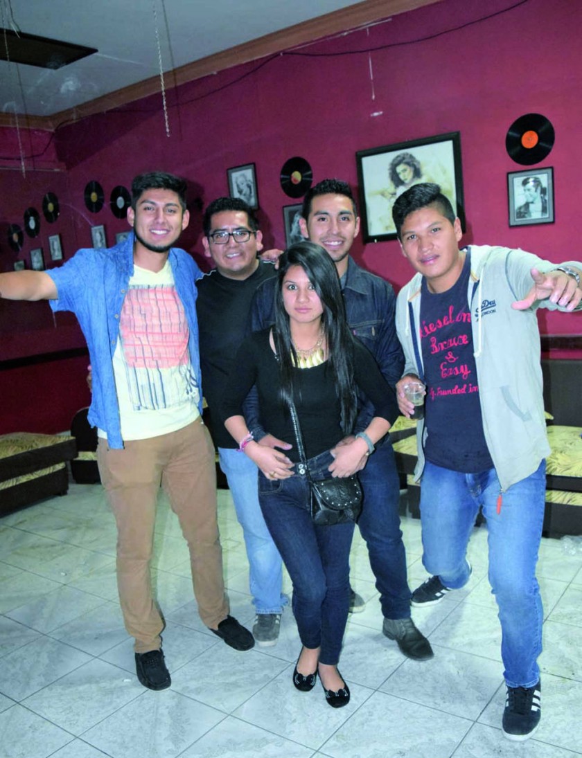 Rodrigo, Carlos, Dayane, Roberto y Rudy.