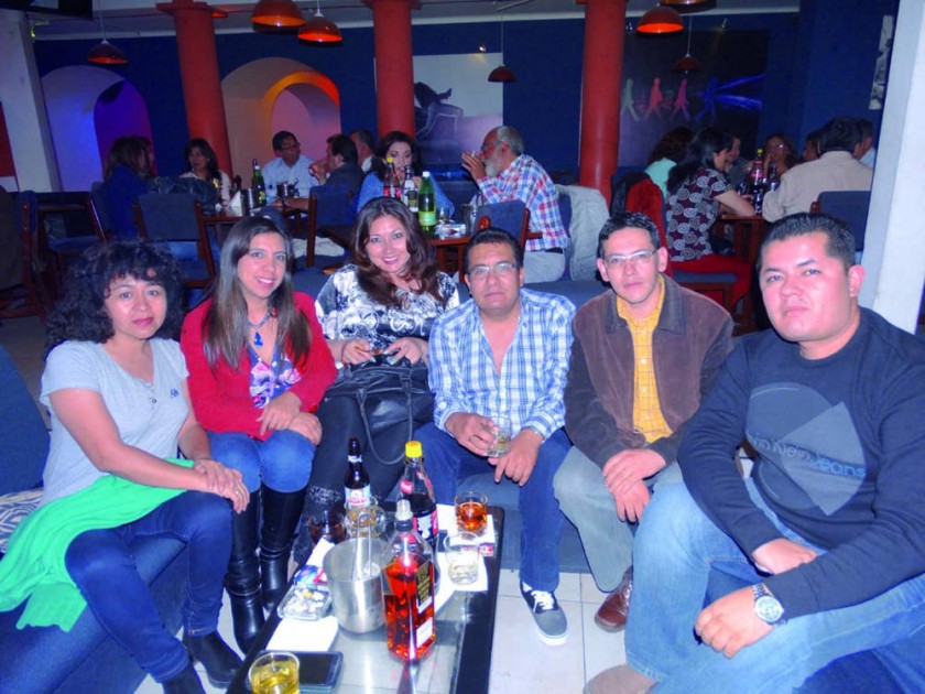Zulma Rojo, Cristina Ruíz, Johana Meleán, Igor Zárate, Dhery Prieto y Erlan Dávalos.