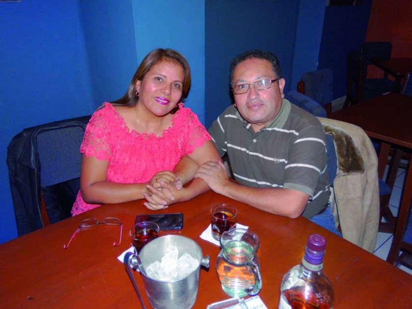 Eliana Torres de Loaiza y Rolando Loaiza.