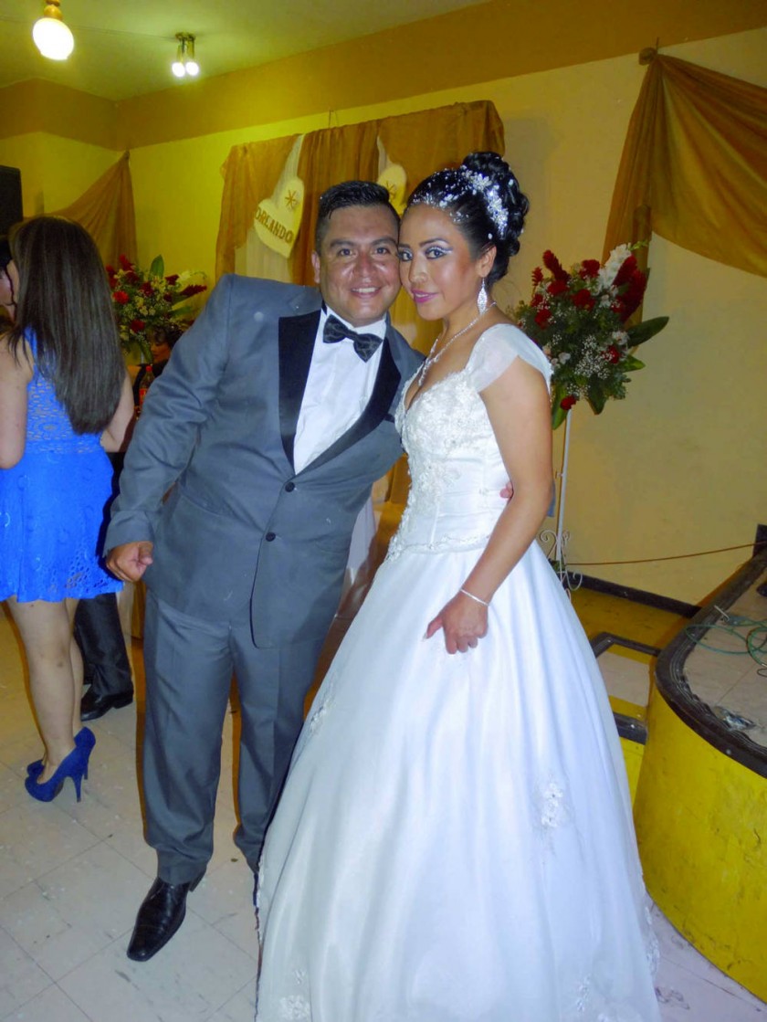 Orlando Sandro Flores Gonzales y Consuelo Romero Cordero.
