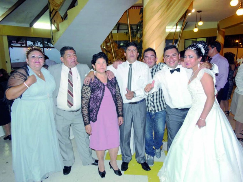 La familia del novio.