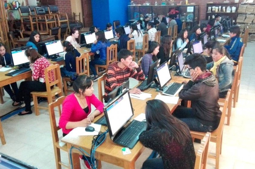 El primer examen de admisión a San Francisco Xavier fue la pasada semana. Foto: Archivo